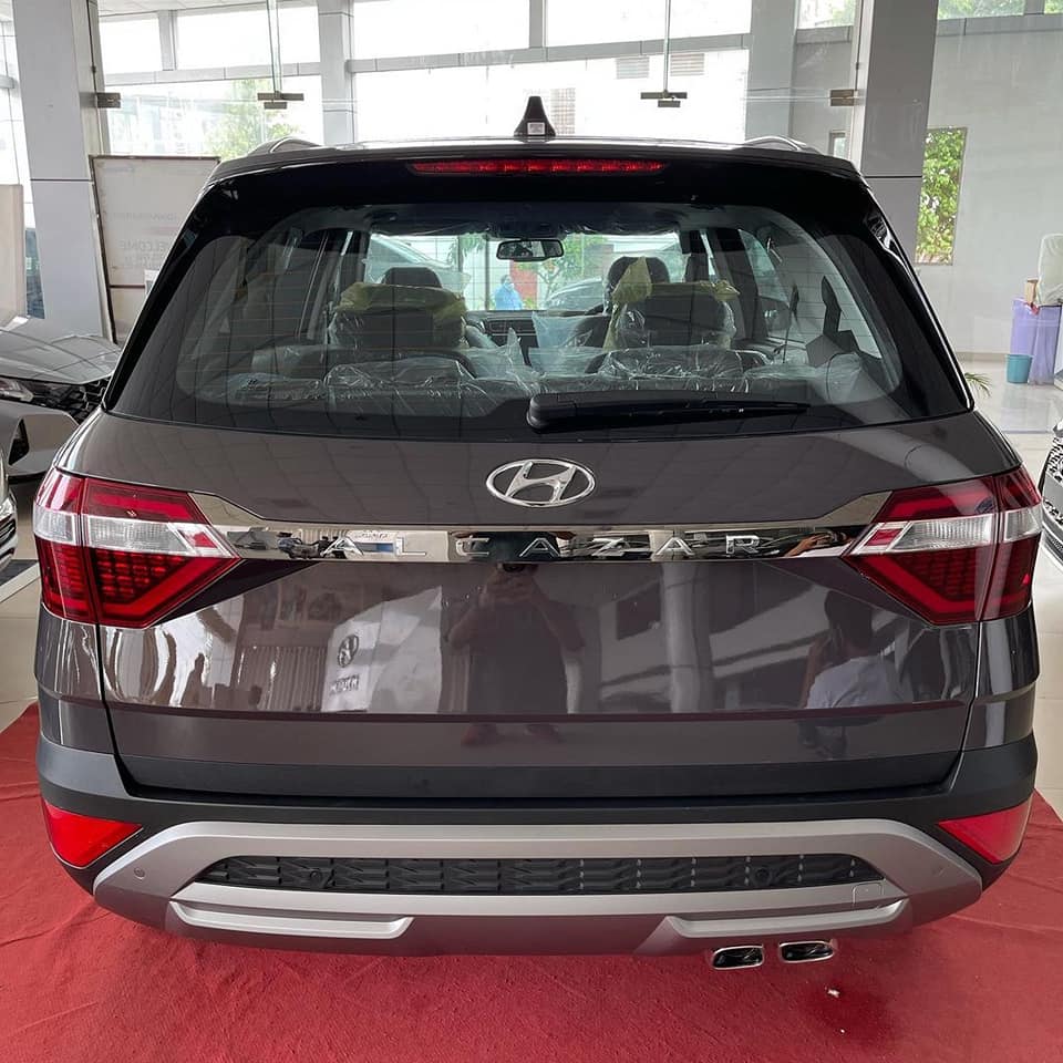 MPV 7 chỗ đẹp long lanh của Hyundai sắp ra mắt đe nẹt Mitsubishi Xpander